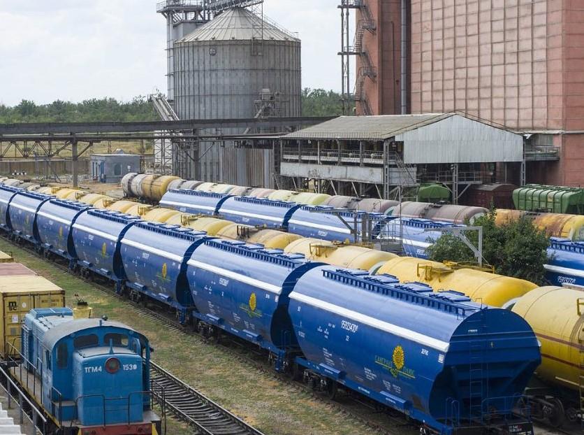 Железнодорожный транспортный коллапс назревает в Казахстане