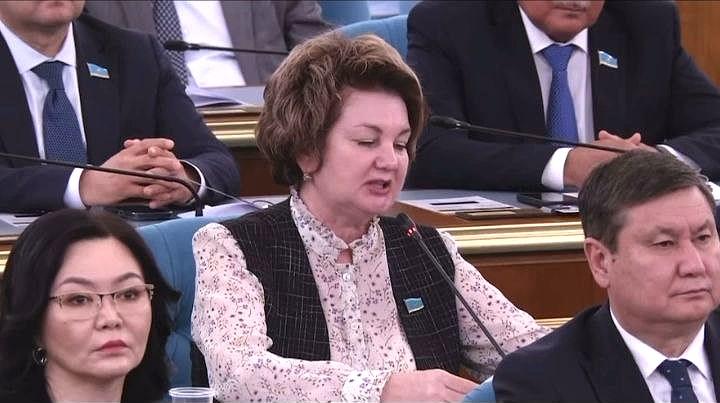 Провал в мукомолье, дефицит молока, потери урожая. Сенатор раскритиковала ситуацию в АПК