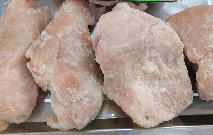 Россия выставила ограничения на ввоз куриного мяса из Казахстана - изображение
