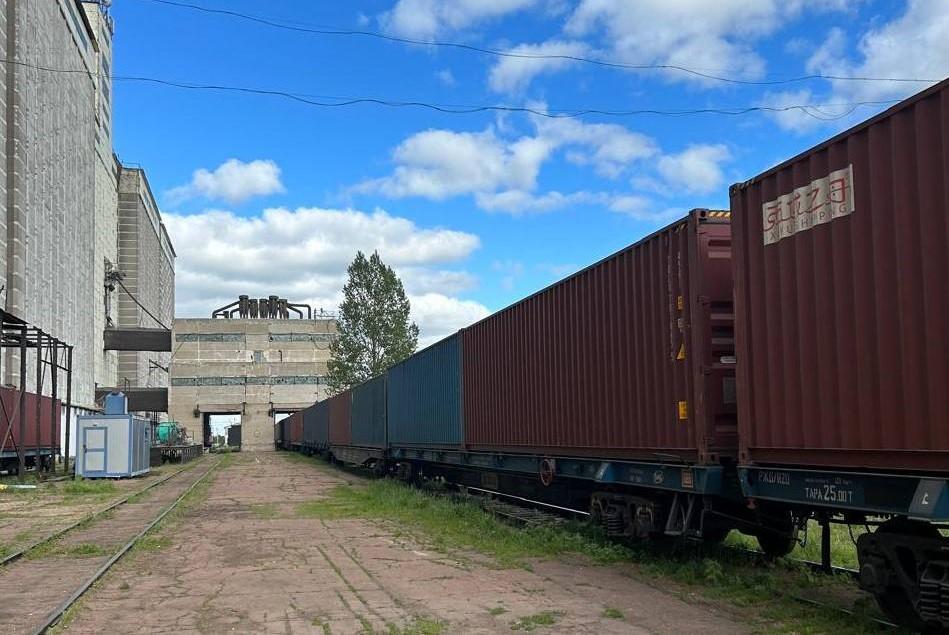 Перевести зерно и муку на контейнеры и ввести льготы на экспорт предлагают в Казахстане - изображение