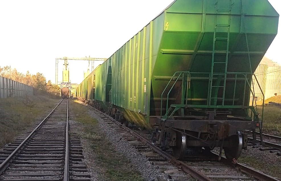 Узбекистан не справляется с выгрузкой казахстанского зерна. На путях простои, скопления, задержки  - изображение