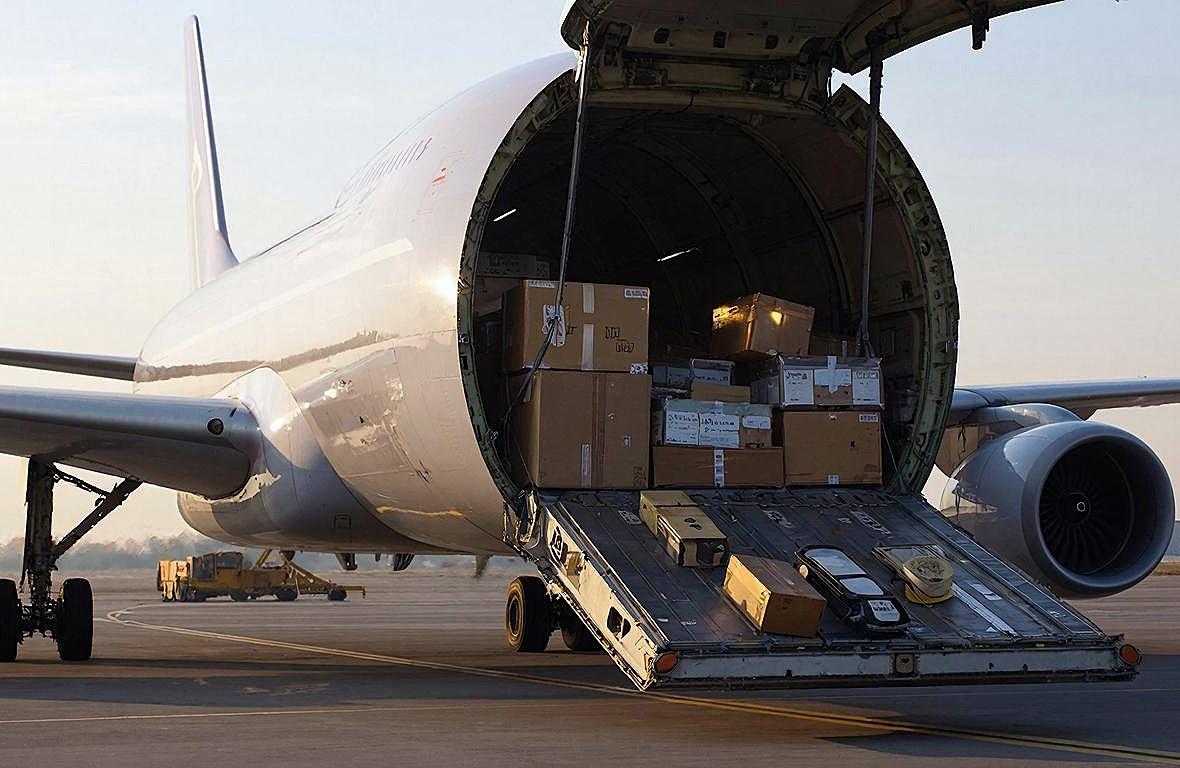 То, что Казахстан до сих пор не стал евразийским центром перевозки авиационных грузов - это абсурд – Президент - изображение