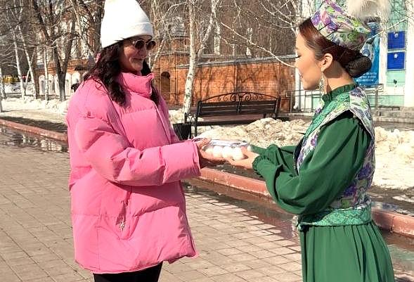 Яйца вместо баурсаков. Союз птицеводов провел необычную акцию  - изображение